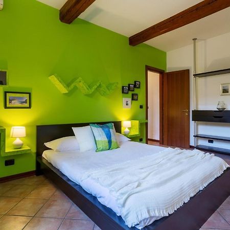 Central Ferrara Apartment ภายนอก รูปภาพ