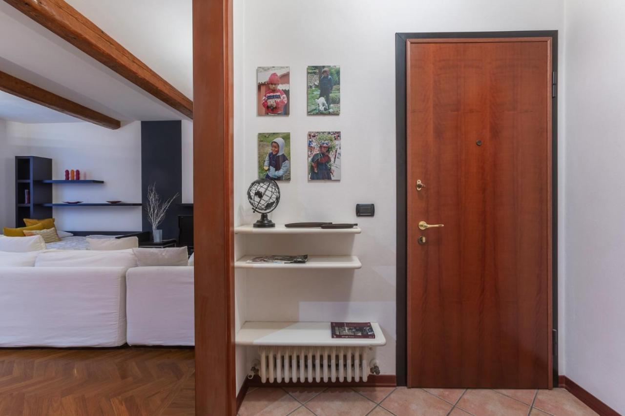 Central Ferrara Apartment ภายนอก รูปภาพ