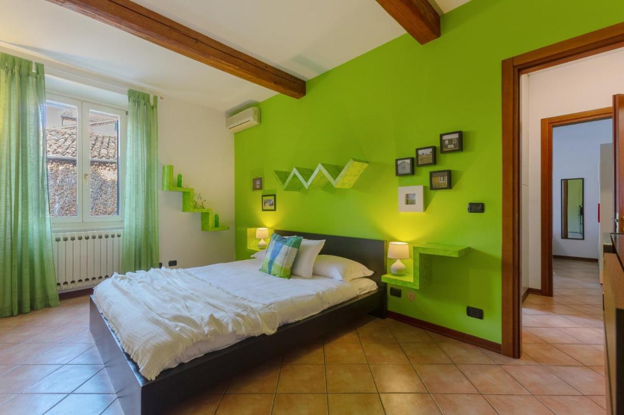 Central Ferrara Apartment ภายนอก รูปภาพ